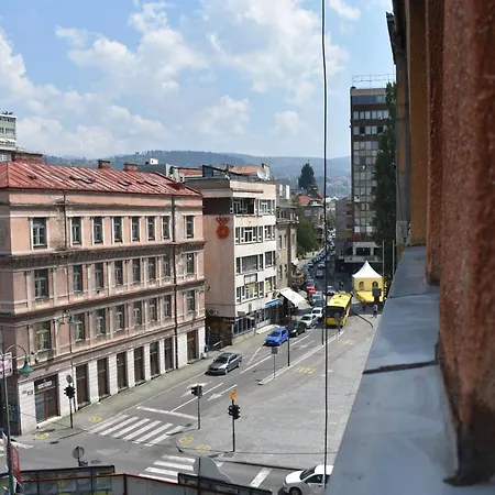 Apartman *