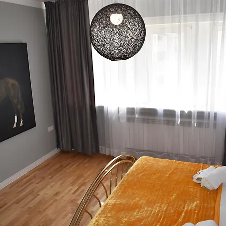 Apartman *